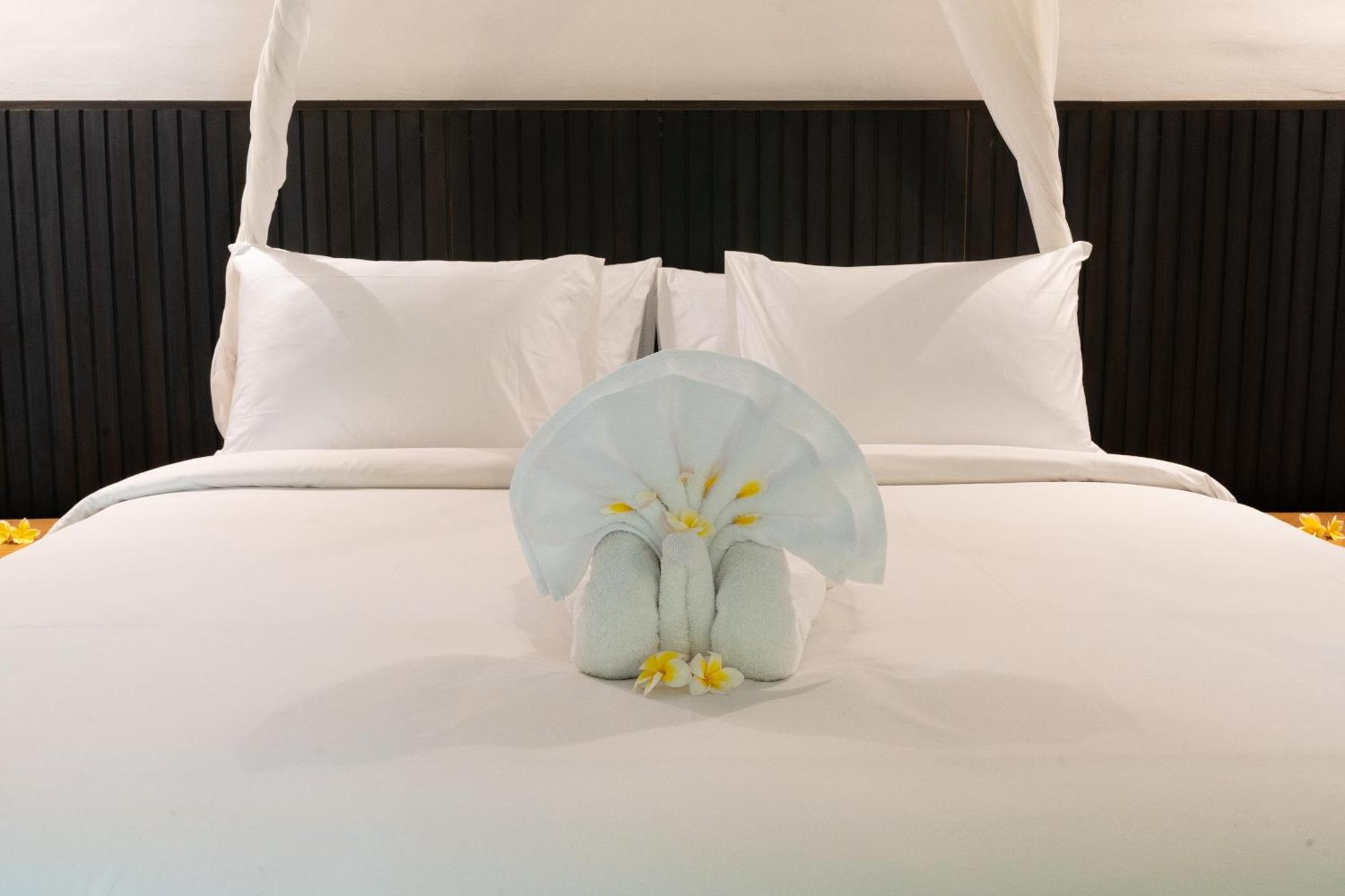 The Gardens Seminyak Hotel Екстериор снимка