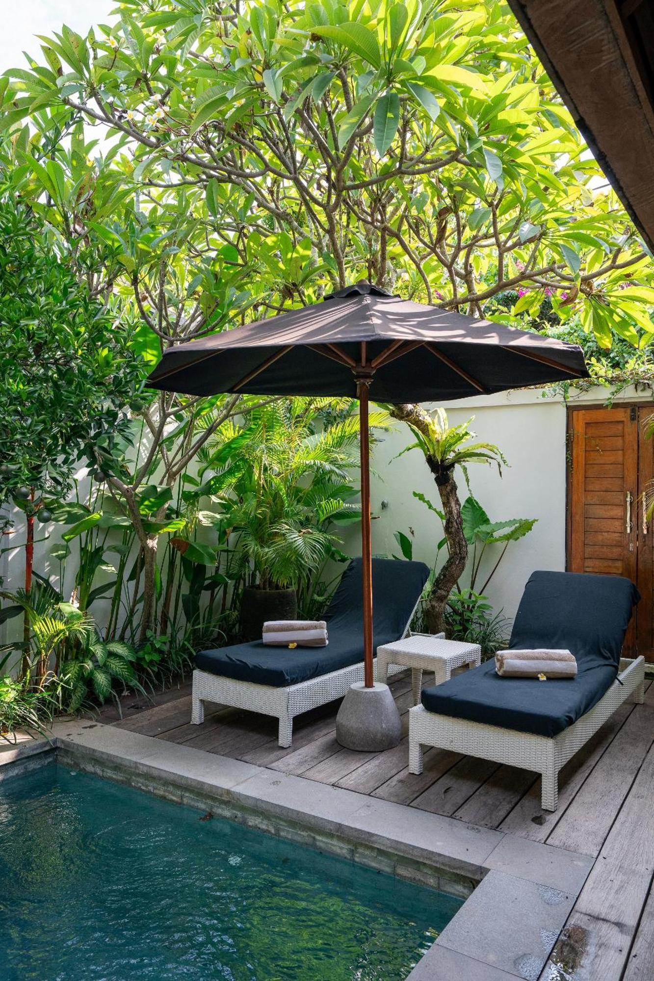 The Gardens Seminyak Hotel Екстериор снимка